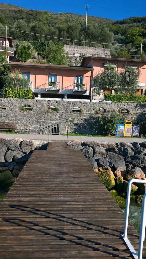 Villa Sul Lago Con Pontile Privato A Brenzone Sul Garda - Unique And Exclusive 외부 사진