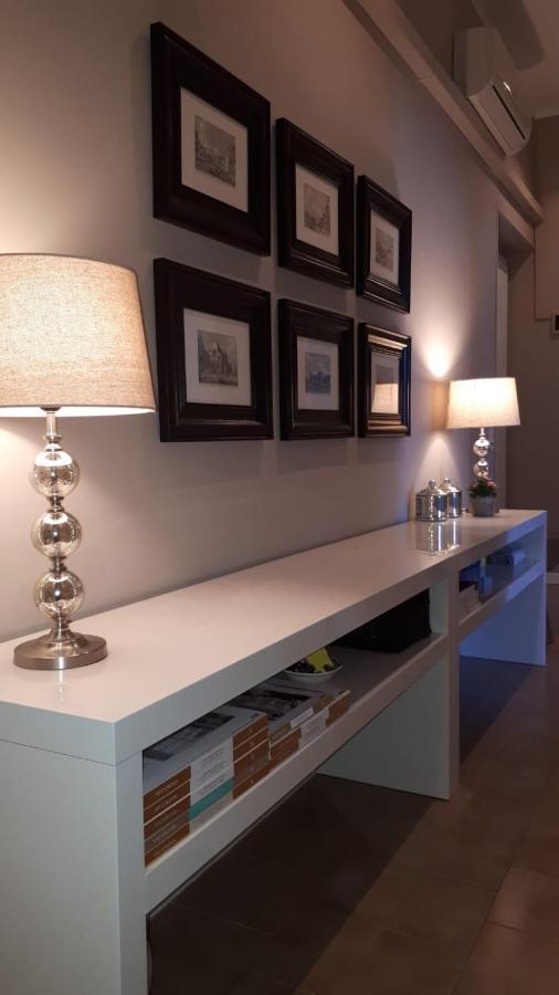 Villa Sul Lago Con Pontile Privato A Brenzone Sul Garda - Unique And Exclusive 외부 사진