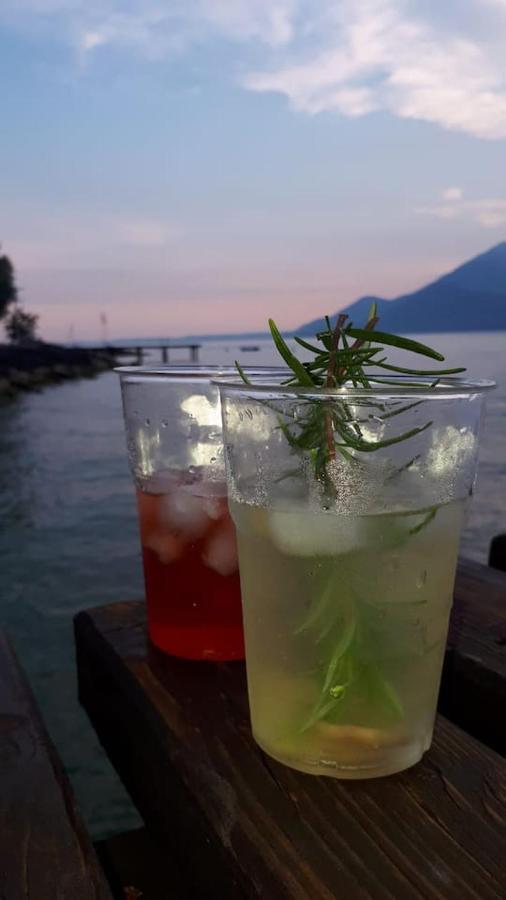Villa Sul Lago Con Pontile Privato A Brenzone Sul Garda - Unique And Exclusive 외부 사진