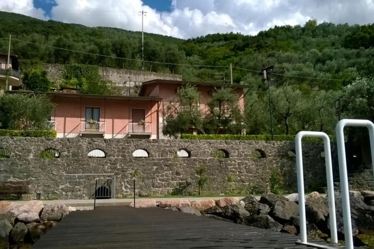 Villa Sul Lago Con Pontile Privato A Brenzone Sul Garda - Unique And Exclusive 외부 사진