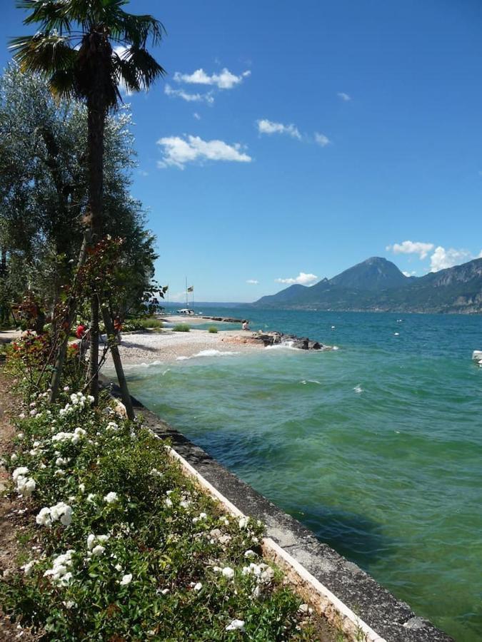 Villa Sul Lago Con Pontile Privato A Brenzone Sul Garda - Unique And Exclusive 외부 사진