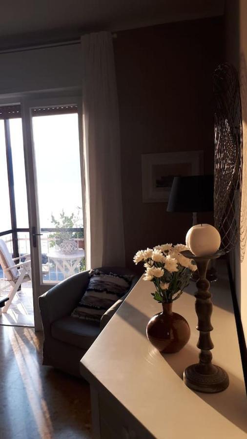 Villa Sul Lago Con Pontile Privato A Brenzone Sul Garda - Unique And Exclusive 외부 사진