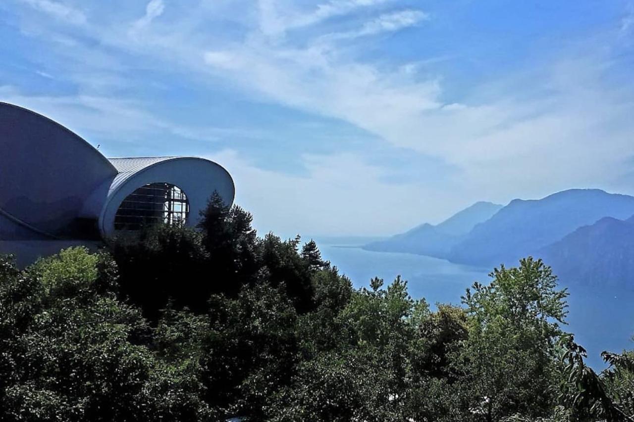 Villa Sul Lago Con Pontile Privato A Brenzone Sul Garda - Unique And Exclusive 외부 사진