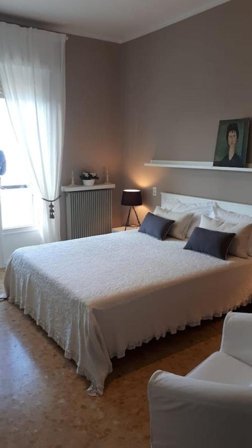 Villa Sul Lago Con Pontile Privato A Brenzone Sul Garda - Unique And Exclusive 외부 사진