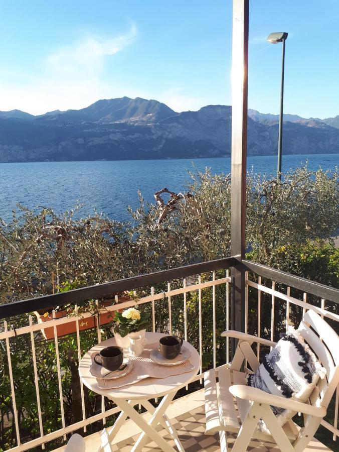 Villa Sul Lago Con Pontile Privato A Brenzone Sul Garda - Unique And Exclusive 외부 사진